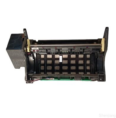 Шторка 1750143750 01750143750 подноса E916 Diebold CS4060 IO Assy шторки Wincor Nixdorf Cineo частей ATM