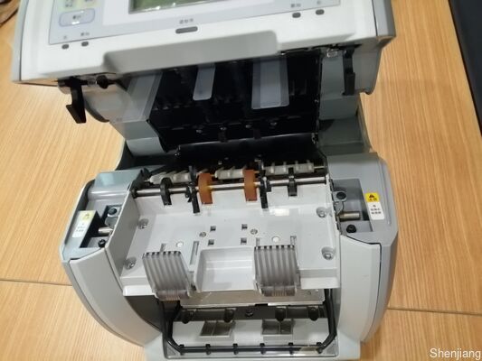 Glory GFS110CN Подсчет валюты Поиск реальных денег Банкноты перерабатывающий сортировщик 10952